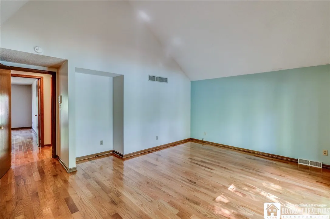118 Coriander Court, Amherst, New York 14051, Amherst, New York 14051, 3 Bedrooms Bedrooms, 6 Rooms Rooms,2 BathroomsBathrooms,Residential,For Sale,118 Coriander Court, Amherst, New York 14051,0,R1639556
