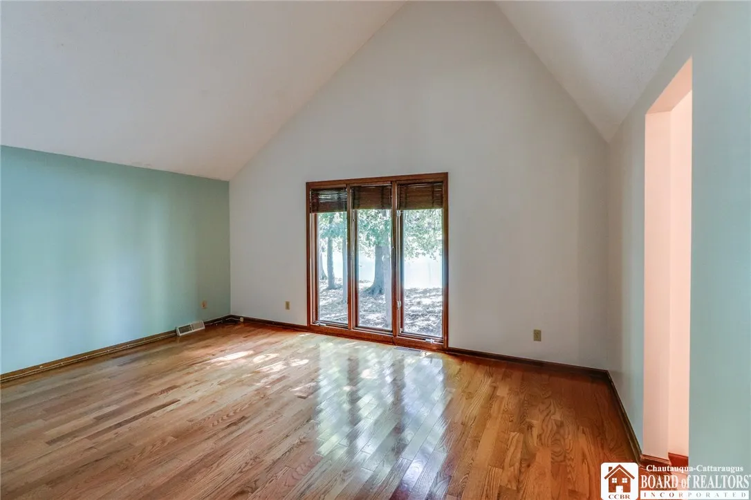 118 Coriander Court, Amherst, New York 14051, Amherst, New York 14051, 3 Bedrooms Bedrooms, 6 Rooms Rooms,2 BathroomsBathrooms,Residential,For Sale,118 Coriander Court, Amherst, New York 14051,0,R1639556