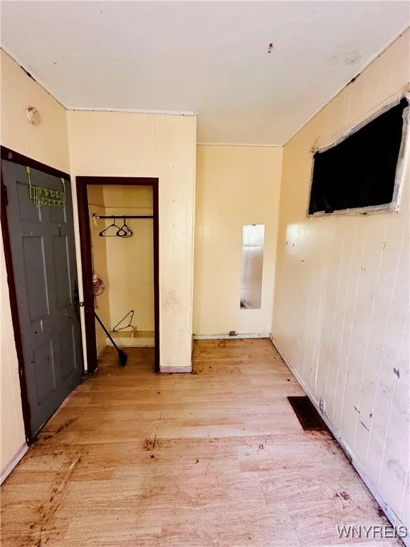 59 Poplar Avenue, Buffalo, New York 14211, Buffalo, New York 14211, 5 Bedrooms Bedrooms, 8 Rooms Rooms,2 BathroomsBathrooms,Residential,Closed,59 Poplar Avenue, Buffalo, New York 14211,0,B1639725