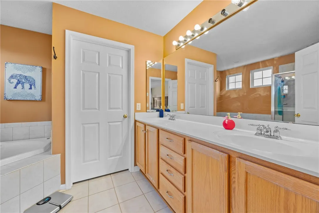 47 Egret Drive, Henrietta, New York 14586, Henrietta, New York 14586, 4 Bedrooms Bedrooms, 9 Rooms Rooms,2 BathroomsBathrooms,Residential,Closed,47 Egret Drive, Henrietta, New York 14586,0,R1639481