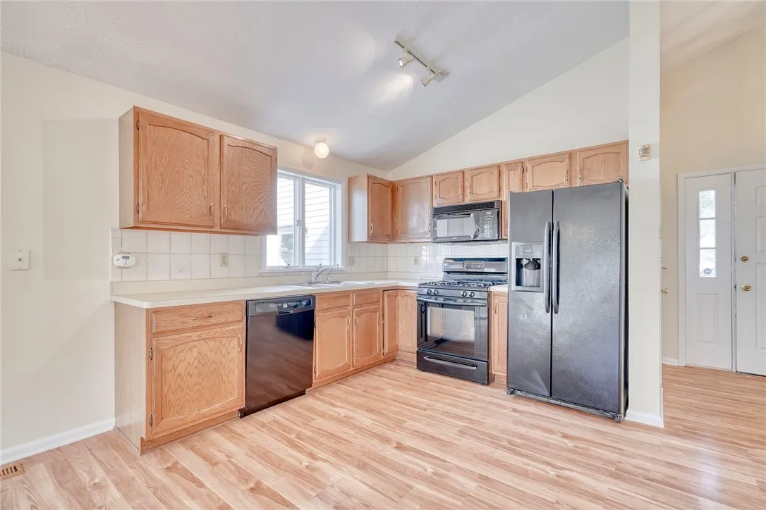 151 Shaemus Drive, Greece, New York 14626, Greece, New York 14626, 2 Bedrooms Bedrooms, 5 Rooms Rooms,1 BathroomBathrooms,Residential,Closed,151 Shaemus Drive, Greece, New York 14626,0,R1637610