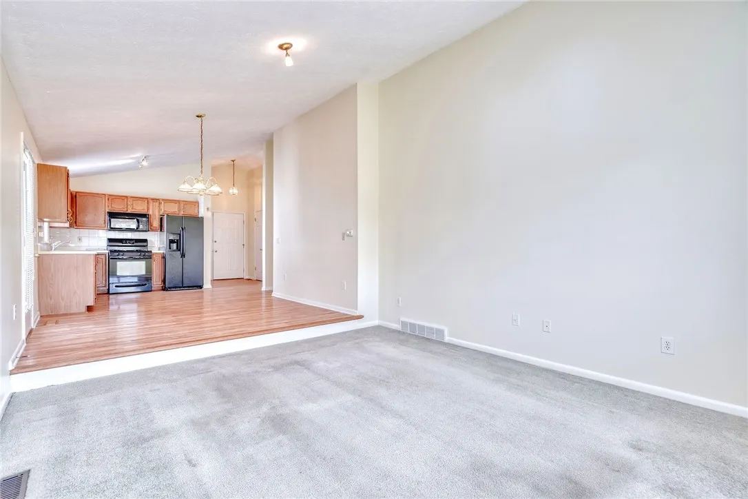 151 Shaemus Drive, Greece, New York 14626, Greece, New York 14626, 2 Bedrooms Bedrooms, 5 Rooms Rooms,1 BathroomBathrooms,Residential,Closed,151 Shaemus Drive, Greece, New York 14626,0,R1637610