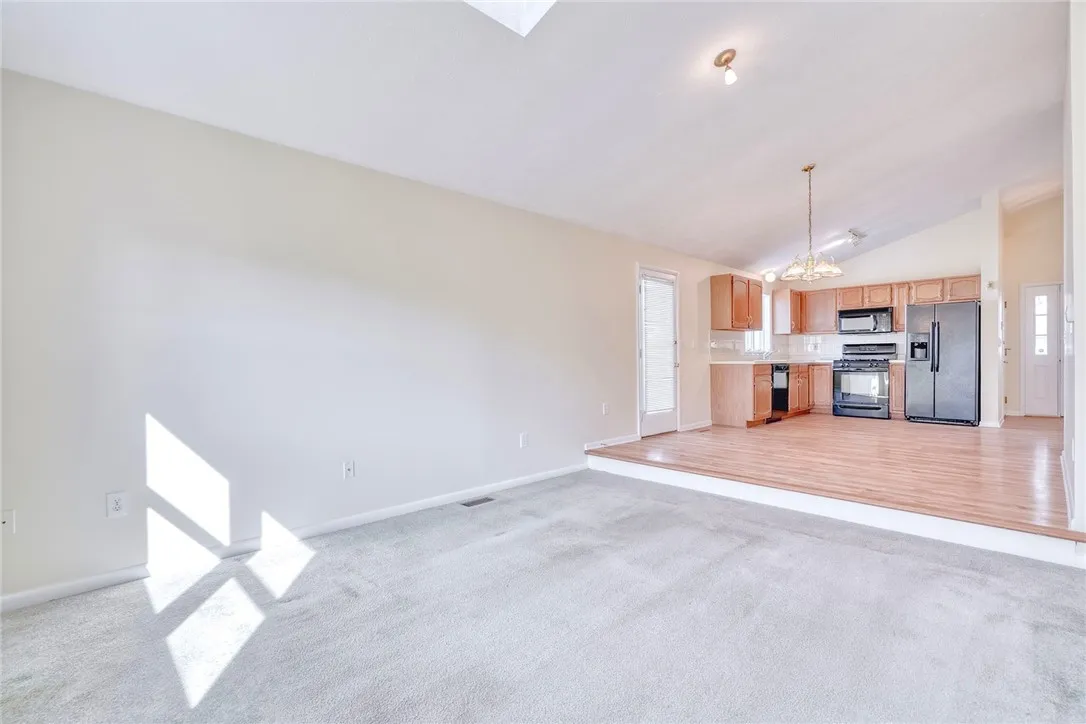 151 Shaemus Drive, Greece, New York 14626, Greece, New York 14626, 2 Bedrooms Bedrooms, 5 Rooms Rooms,1 BathroomBathrooms,Residential,Closed,151 Shaemus Drive, Greece, New York 14626,0,R1637610