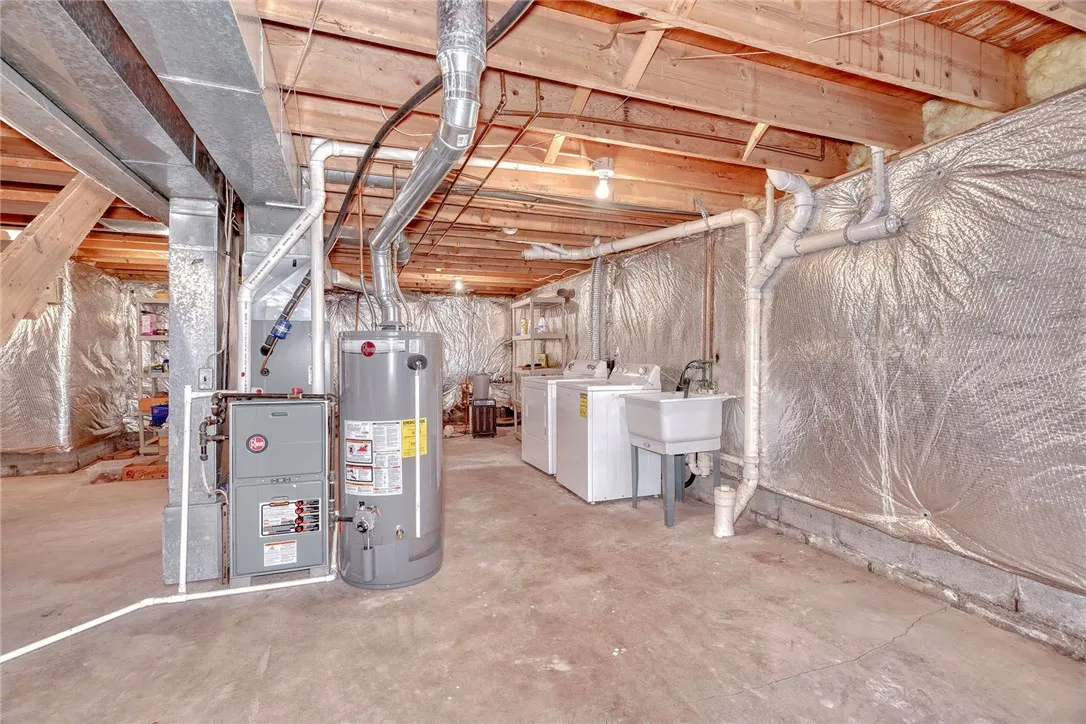 151 Shaemus Drive, Greece, New York 14626, Greece, New York 14626, 2 Bedrooms Bedrooms, 5 Rooms Rooms,1 BathroomBathrooms,Residential,Closed,151 Shaemus Drive, Greece, New York 14626,0,R1637610