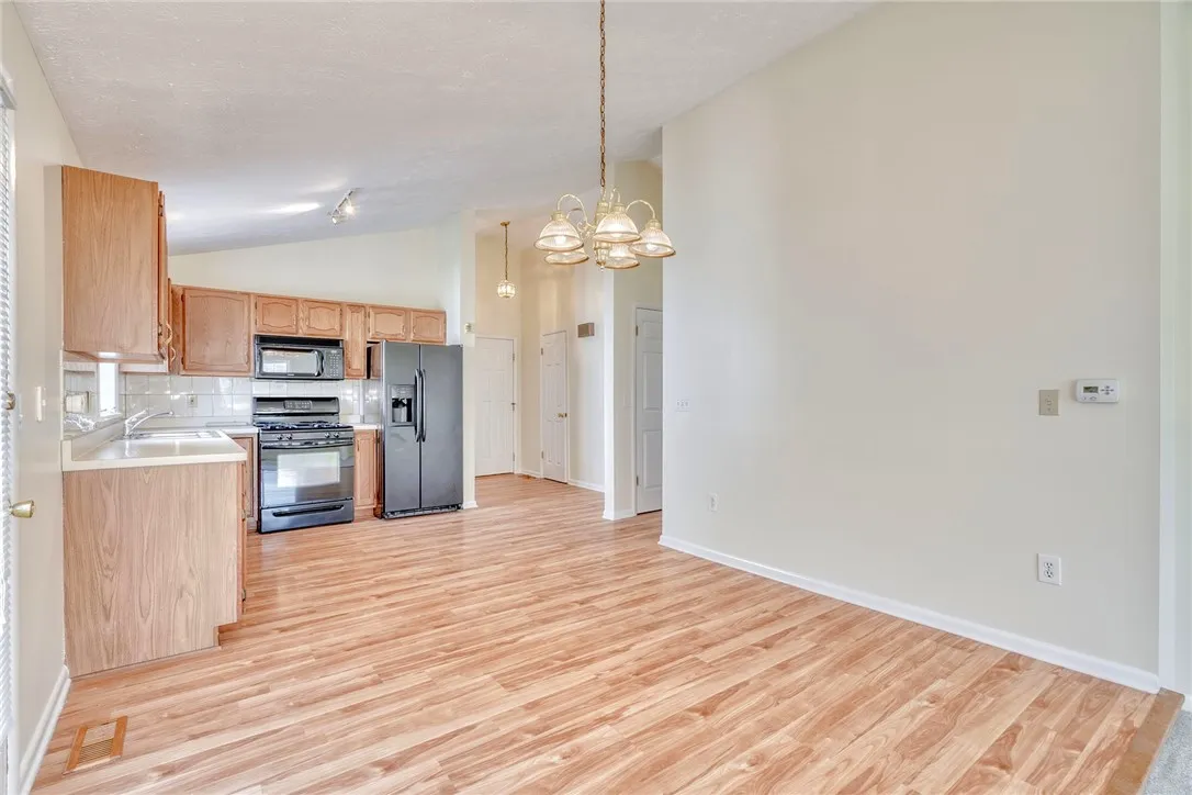 151 Shaemus Drive, Greece, New York 14626, Greece, New York 14626, 2 Bedrooms Bedrooms, 5 Rooms Rooms,1 BathroomBathrooms,Residential,Closed,151 Shaemus Drive, Greece, New York 14626,0,R1637610