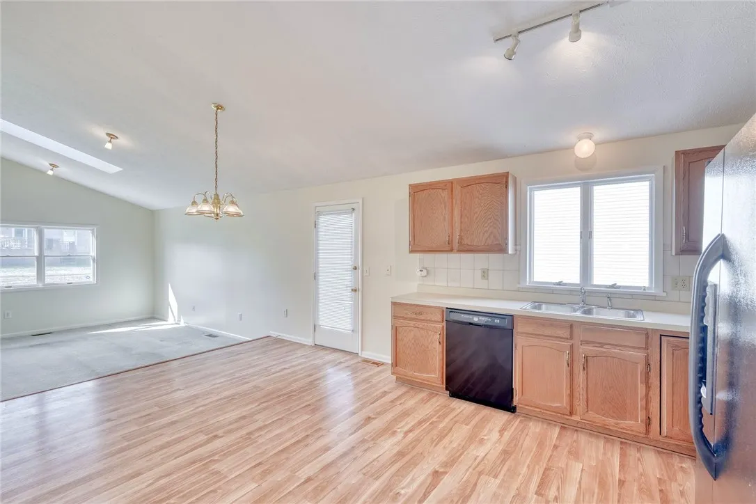 151 Shaemus Drive, Greece, New York 14626, Greece, New York 14626, 2 Bedrooms Bedrooms, 5 Rooms Rooms,1 BathroomBathrooms,Residential,Closed,151 Shaemus Drive, Greece, New York 14626,0,R1637610