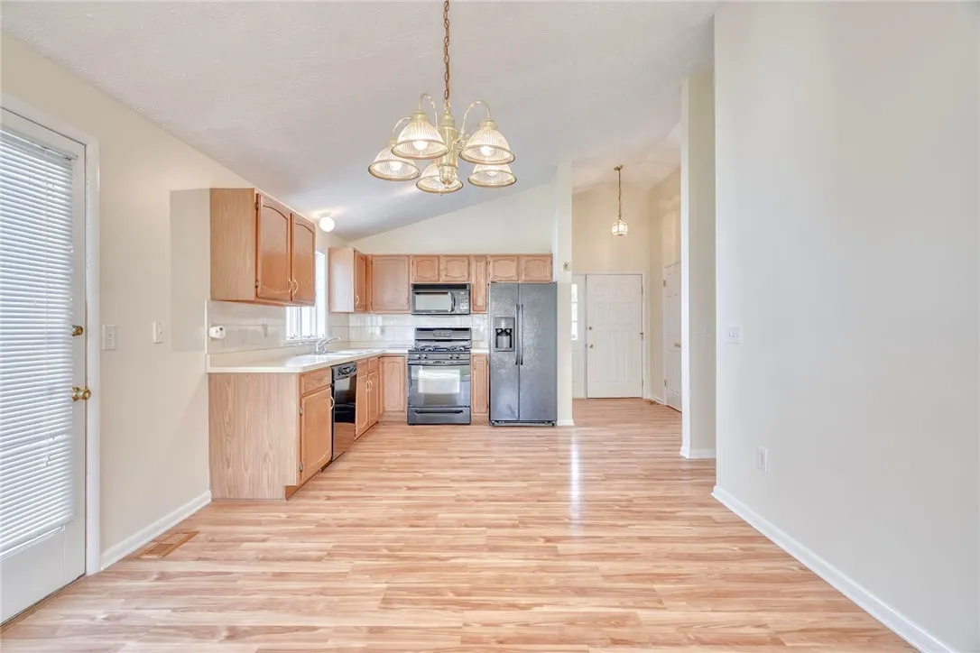 151 Shaemus Drive, Greece, New York 14626, Greece, New York 14626, 2 Bedrooms Bedrooms, 5 Rooms Rooms,1 BathroomBathrooms,Residential,Closed,151 Shaemus Drive, Greece, New York 14626,0,R1637610