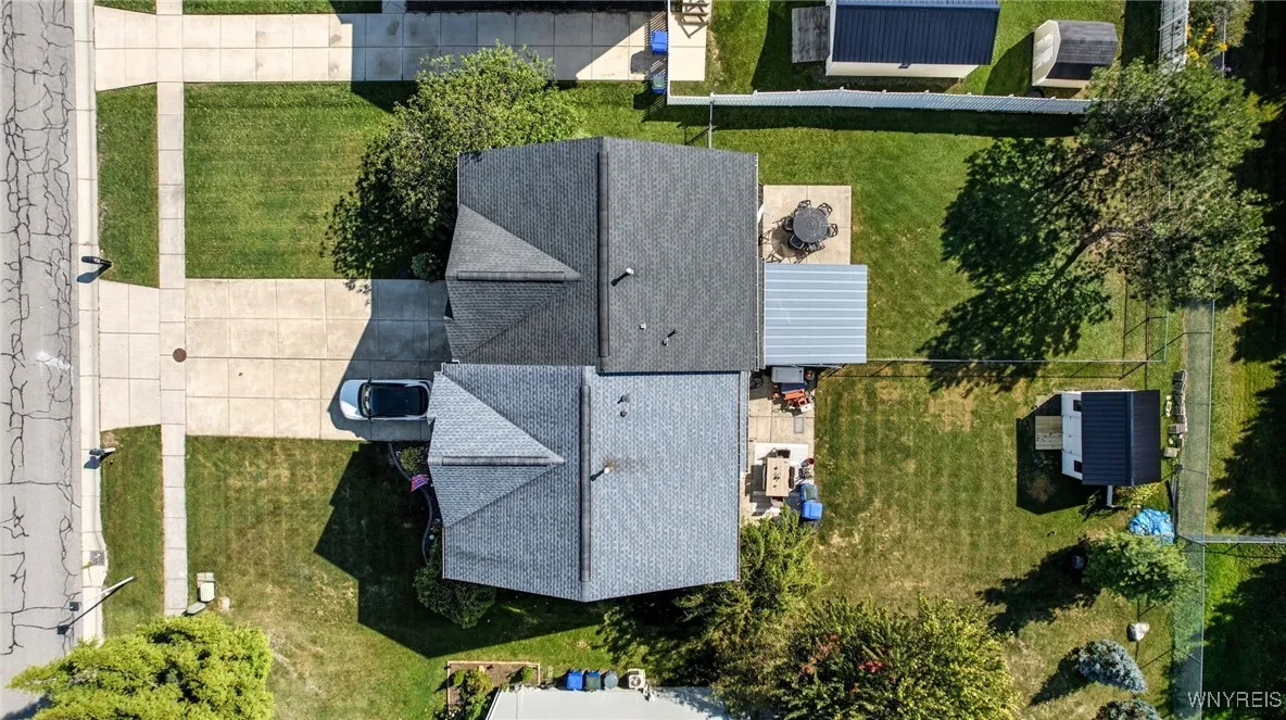 81 Carla Lane, West Seneca, New York 14224, West Seneca, New York 14224, 3 Bedrooms Bedrooms, 10 Rooms Rooms,2 BathroomsBathrooms,Residential,Closed,81 Carla Lane, West Seneca, New York 14224,0,B1636783