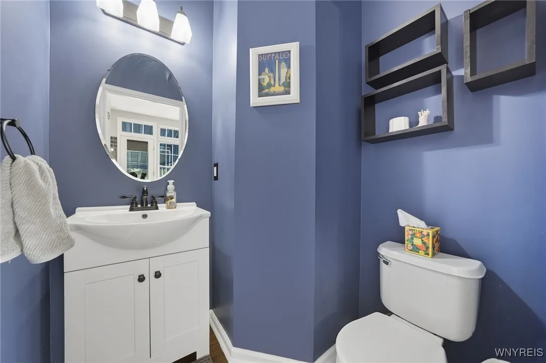 81 Carla Lane, West Seneca, New York 14224, West Seneca, New York 14224, 3 Bedrooms Bedrooms, 10 Rooms Rooms,2 BathroomsBathrooms,Residential,Closed,81 Carla Lane, West Seneca, New York 14224,0,B1636783