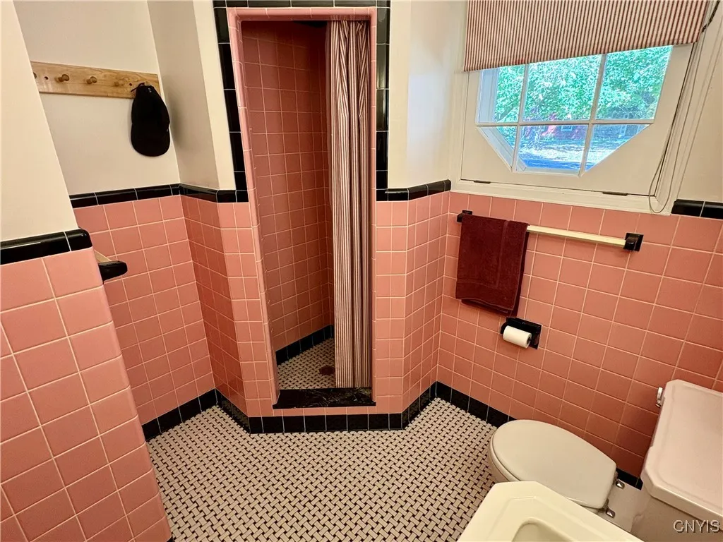 311 Hampshire Drive, Dewitt, New York 13214, De Witt, New York 13214, 3 Bedrooms Bedrooms, 7 Rooms Rooms,2 BathroomsBathrooms,Residential,Closed,311 Hampshire Drive, Dewitt, New York 13214,0,S1639473