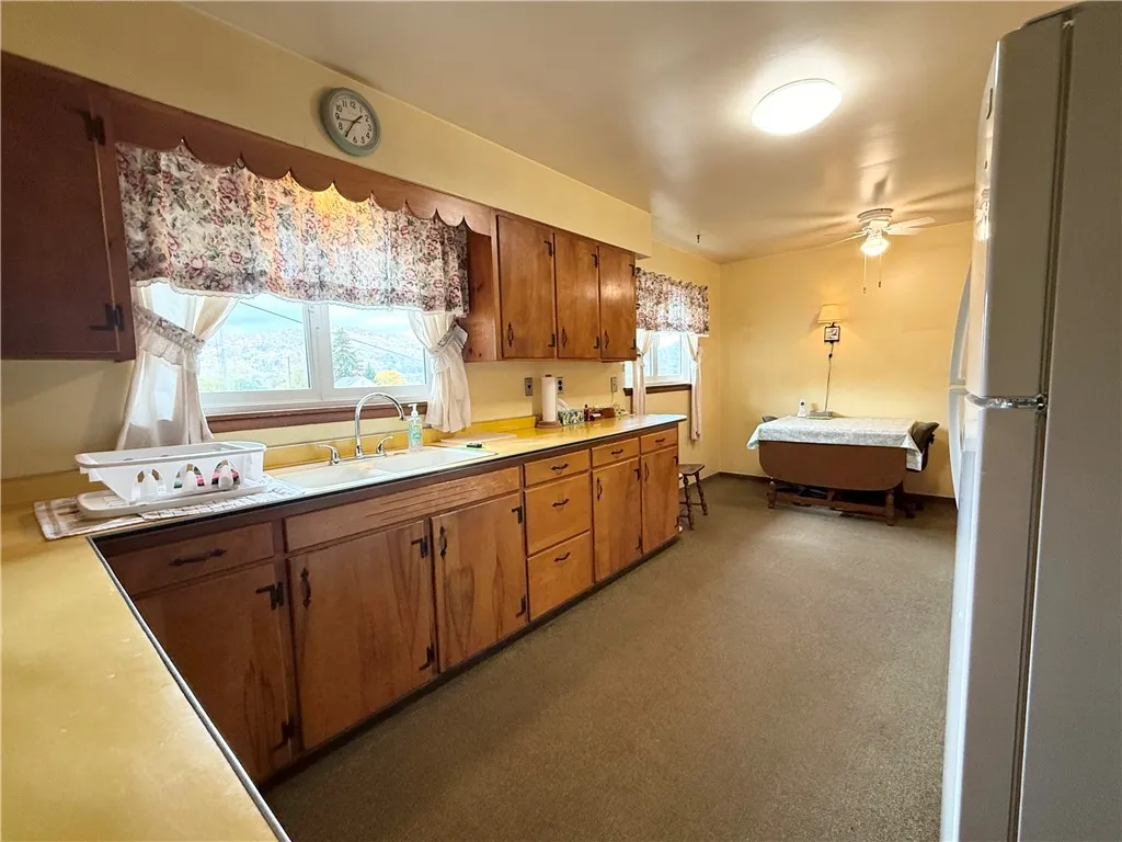 4 Park Street, Lewis Run, Pennsylvania 16738, Lewis Run, Pennsylvania 16738, 3 Bedrooms Bedrooms, 6 Rooms Rooms,1 BathroomBathrooms,Residential,Closed,4 Park Street, Lewis Run, Pennsylvania 16738,0,R1639766