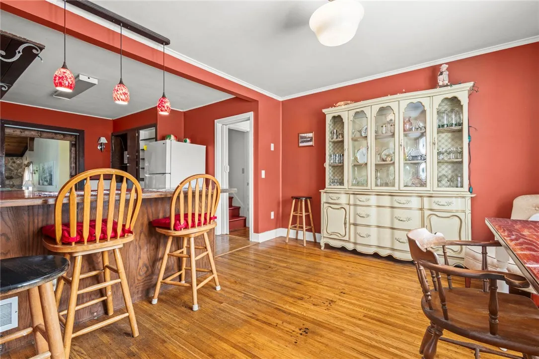 6429 East Avon Lima Road, Avon, New York 14414, Avon, New York 14414, 4 Bedrooms Bedrooms, 13 Rooms Rooms,3 BathroomsBathrooms,Residential,For Sale,6429 East Avon Lima Road, Avon, New York 14414,0,R1639534