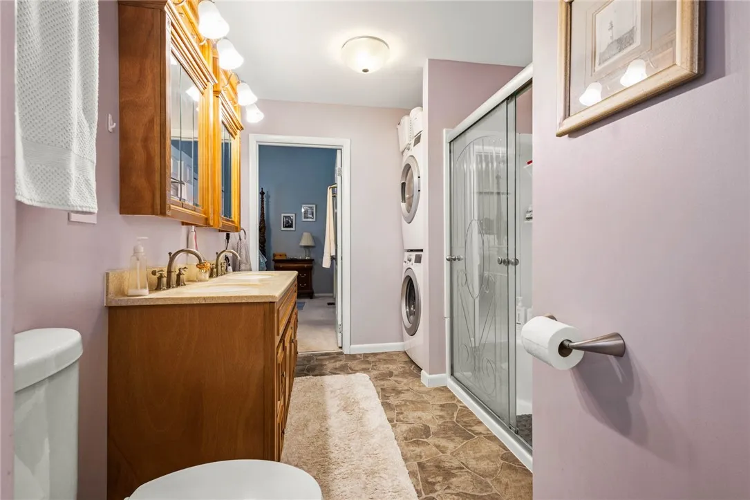 6429 East Avon Lima Road, Avon, New York 14414, Avon, New York 14414, 4 Bedrooms Bedrooms, 13 Rooms Rooms,3 BathroomsBathrooms,Residential,For Sale,6429 East Avon Lima Road, Avon, New York 14414,0,R1639534