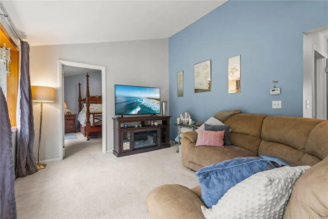 6429 East Avon Lima Road, Avon, New York 14414, Avon, New York 14414, 4 Bedrooms Bedrooms, 13 Rooms Rooms,3 BathroomsBathrooms,Residential,For Sale,6429 East Avon Lima Road, Avon, New York 14414,0,R1639534