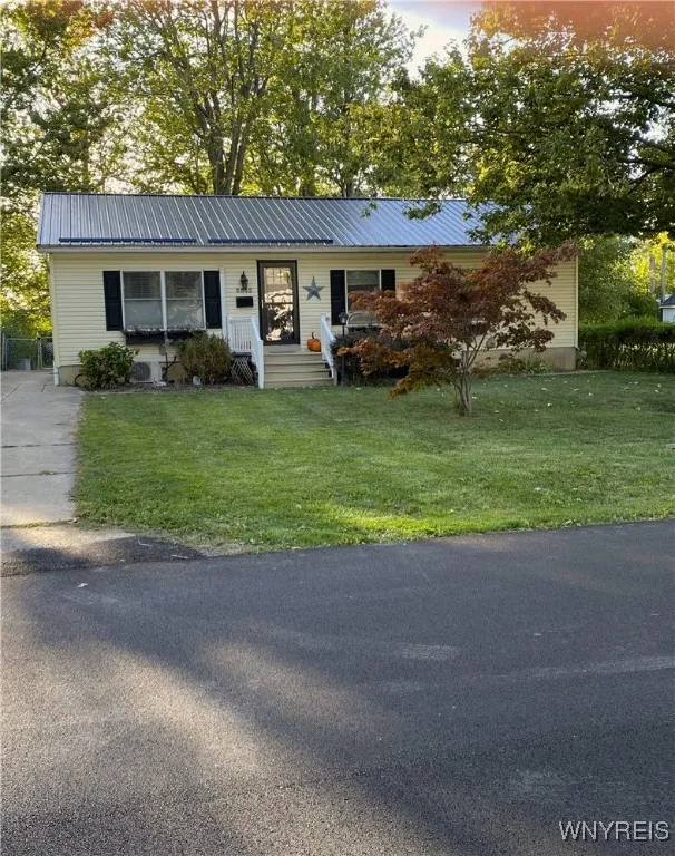 5862 Lakeview Terrace, Hamburg, New York 14085, Hamburg, New York 14085, 3 Bedrooms Bedrooms, 6 Rooms Rooms,2 BathroomsBathrooms,Residential,For Sale,5862 Lakeview Terrace, Hamburg, New York 14085,0,B1639206