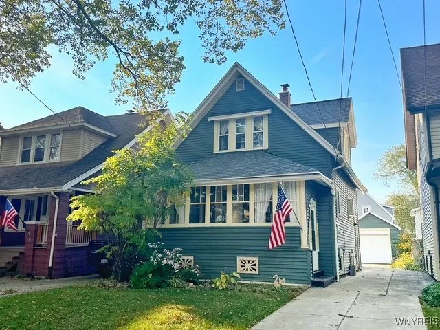 152 Como Avenue, Buffalo, New York 14220, Buffalo, New York 14220, 4 Bedrooms Bedrooms, 9 Rooms Rooms,2 BathroomsBathrooms,Residential,For Sale,152 Como Avenue, Buffalo, New York 14220,0,B1639662