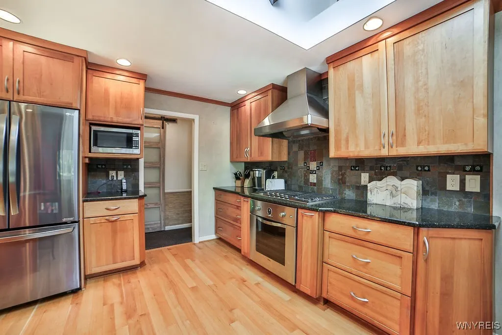 4760 Sawmill Road, Clarence, New York 14031, Clarence, New York 14031, 3 Bedrooms Bedrooms, 6 Rooms Rooms,1 BathroomBathrooms,Residential,For Sale,4760 Sawmill Road, Clarence, New York 14031,0,B1637762
