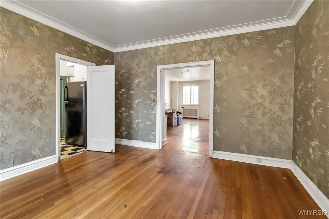 925 Delaware Ave 3a, Buffalo, New York 14209, Buffalo, New York 14209, 3 Bedrooms Bedrooms, 8 Rooms Rooms,2 BathroomsBathrooms,Residential,For Sale,925 Delaware Ave 3a, Buffalo, New York 14209,0,B1639464