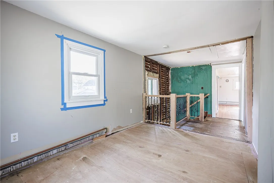 28 Clematis Street, Rochester, New York 14612, Rochester, New York 14612, 3 Bedrooms Bedrooms, 8 Rooms Rooms,2 BathroomsBathrooms,Residential,Closed,28 Clematis Street, Rochester, New York 14612,0,R1639727