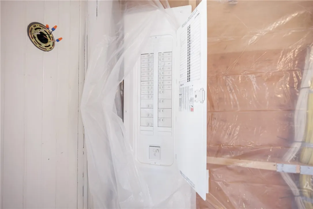 28 Clematis Street, Rochester, New York 14612, Rochester, New York 14612, 3 Bedrooms Bedrooms, 8 Rooms Rooms,2 BathroomsBathrooms,Residential,Closed,28 Clematis Street, Rochester, New York 14612,0,R1639727