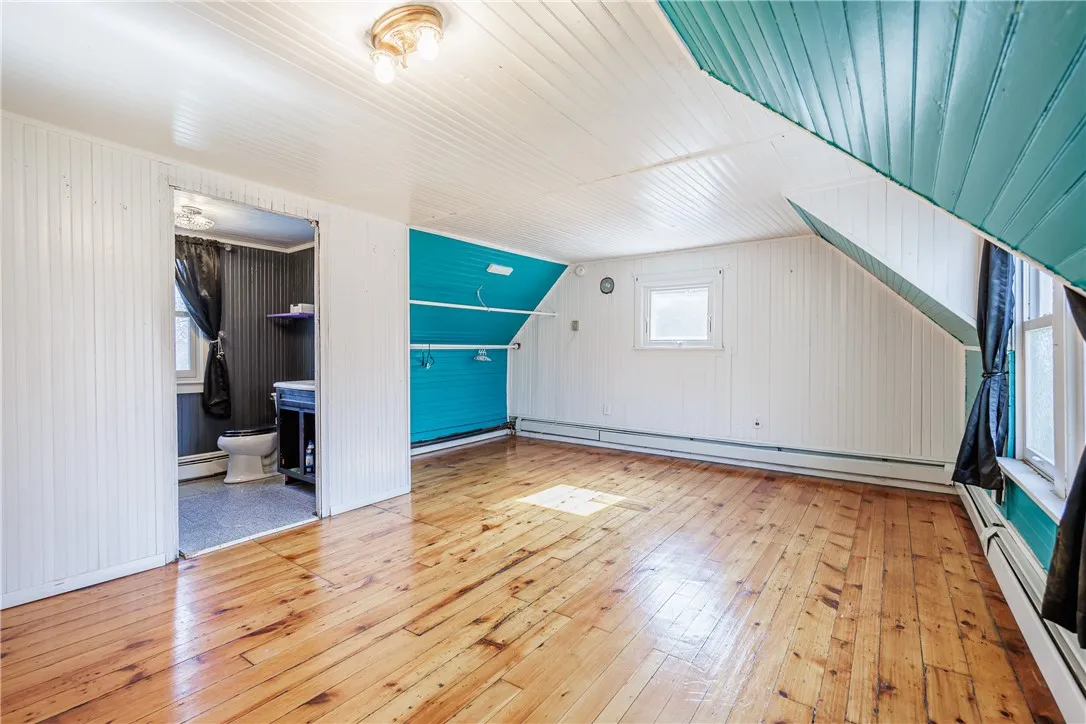 28 Clematis Street, Rochester, New York 14612, Rochester, New York 14612, 3 Bedrooms Bedrooms, 8 Rooms Rooms,2 BathroomsBathrooms,Residential,Closed,28 Clematis Street, Rochester, New York 14612,0,R1639727