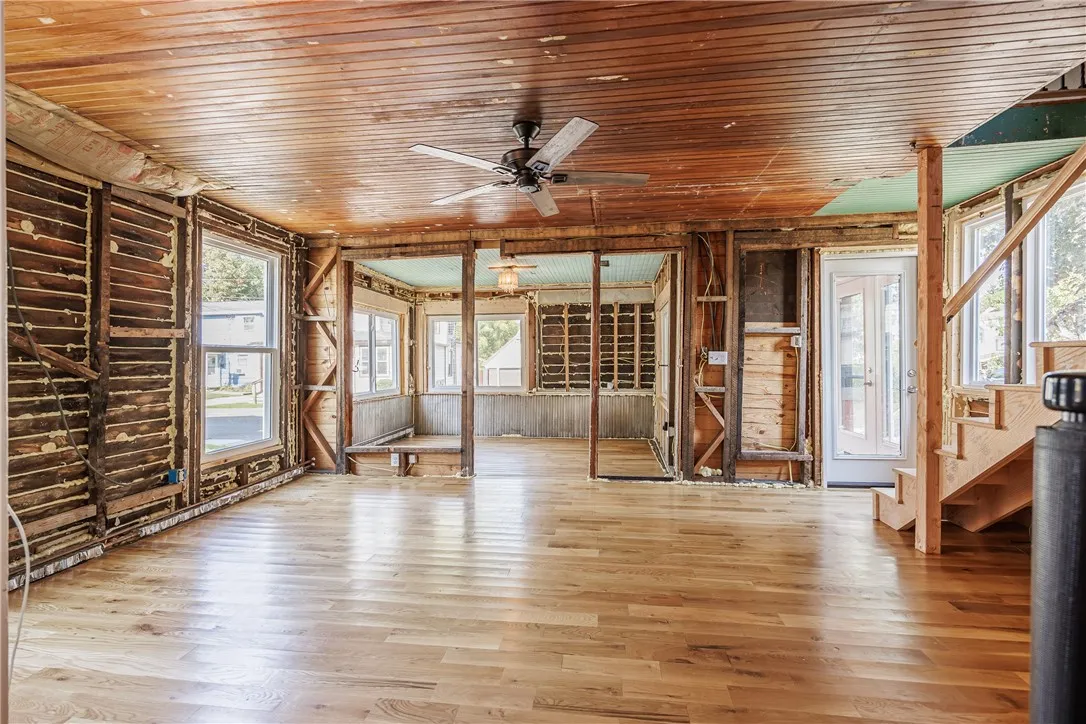 28 Clematis Street, Rochester, New York 14612, Rochester, New York 14612, 3 Bedrooms Bedrooms, 8 Rooms Rooms,2 BathroomsBathrooms,Residential,Closed,28 Clematis Street, Rochester, New York 14612,0,R1639727