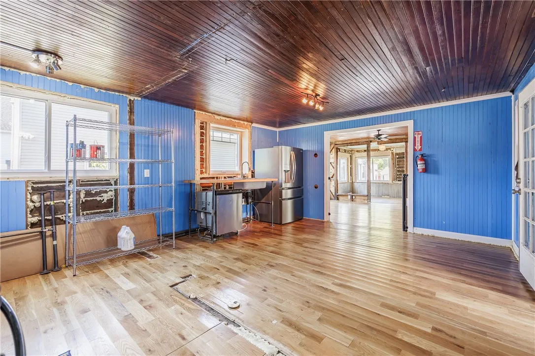 28 Clematis Street, Rochester, New York 14612, Rochester, New York 14612, 3 Bedrooms Bedrooms, 8 Rooms Rooms,2 BathroomsBathrooms,Residential,Closed,28 Clematis Street, Rochester, New York 14612,0,R1639727