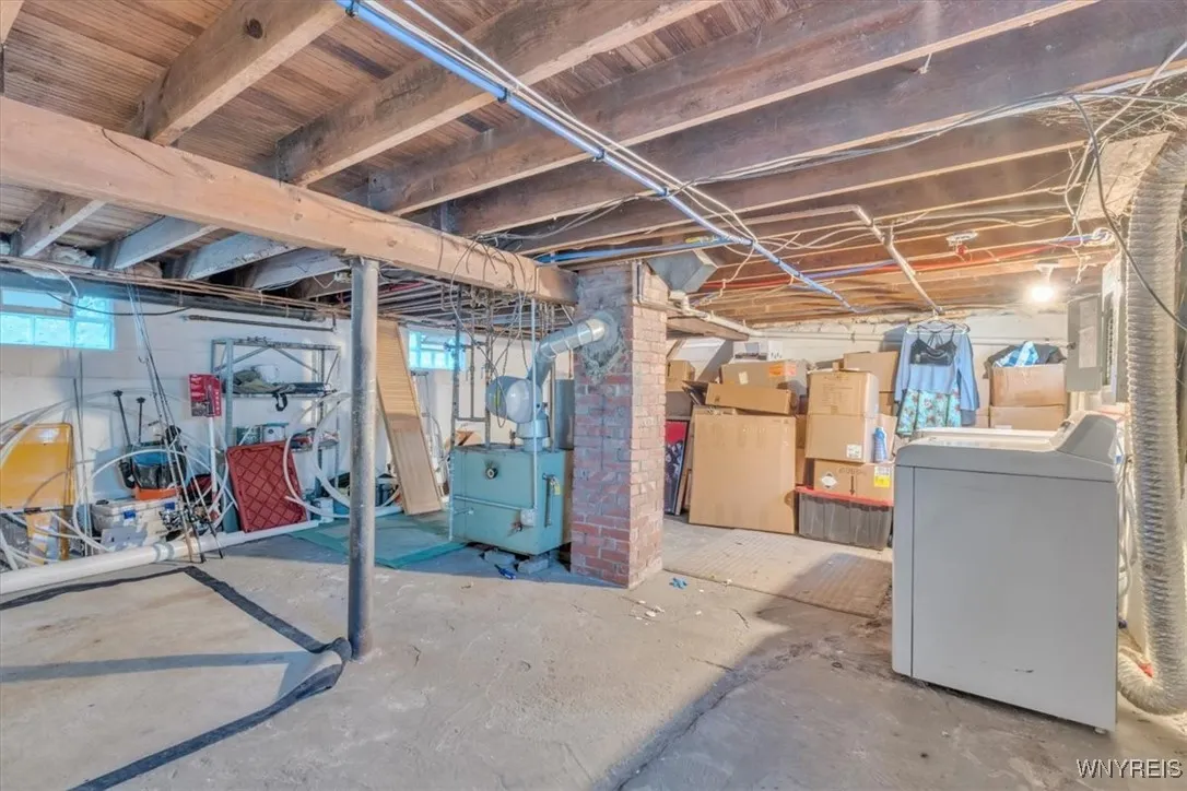 55 North Forest Road, Amherst, New York 14221, Amherst, New York 14221, 3 Bedrooms Bedrooms, 6 Rooms Rooms,1 BathroomBathrooms,Residential,For Sale,55 North Forest Road, Amherst, New York 14221,0,B1638425