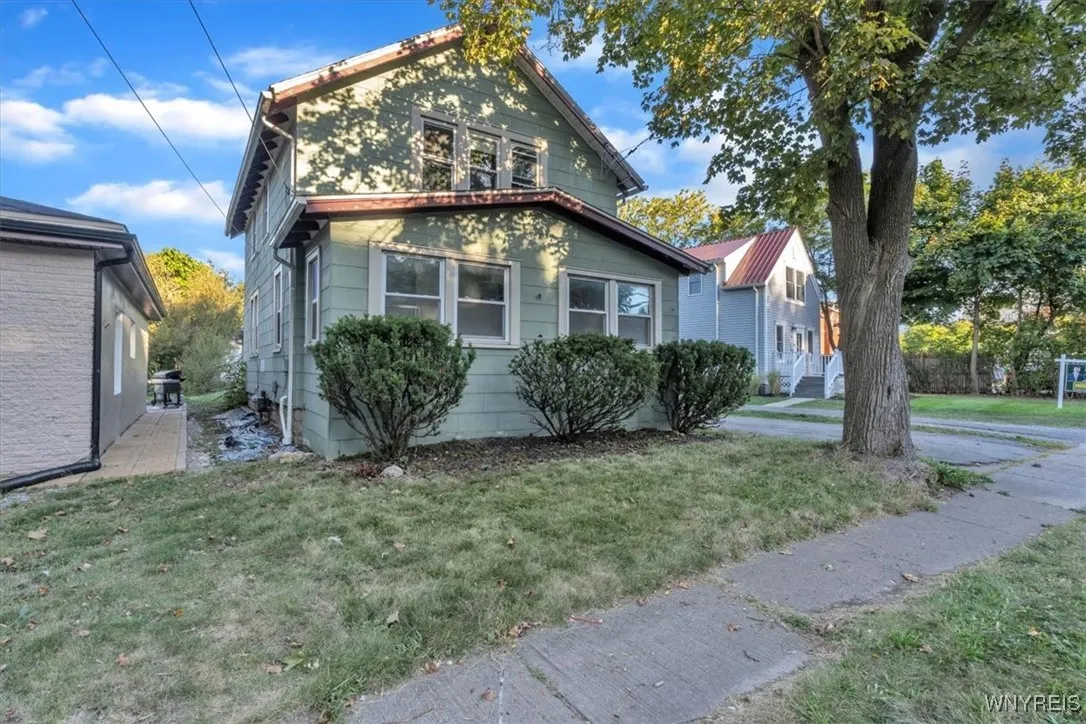 55 North Forest Road, Amherst, New York 14221, Amherst, New York 14221, 3 Bedrooms Bedrooms, 6 Rooms Rooms,1 BathroomBathrooms,Residential,For Sale,55 North Forest Road, Amherst, New York 14221,0,B1638425