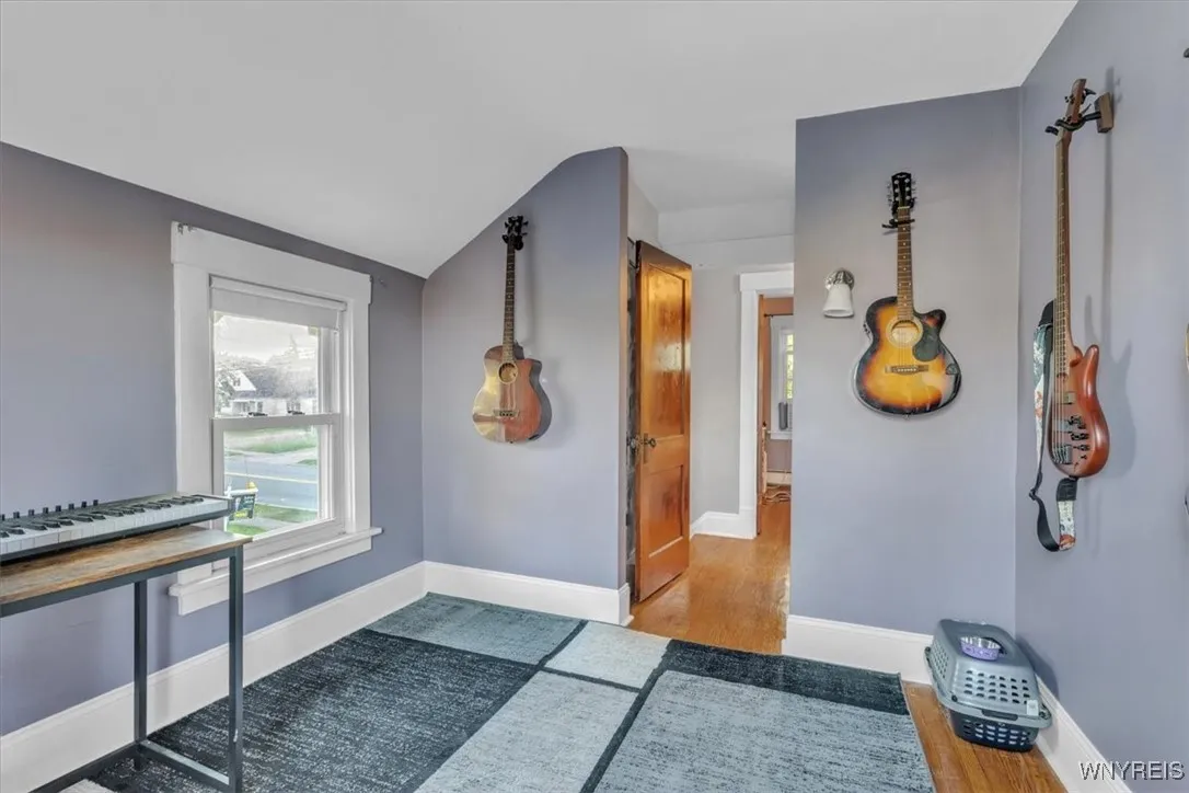55 North Forest Road, Amherst, New York 14221, Amherst, New York 14221, 3 Bedrooms Bedrooms, 6 Rooms Rooms,1 BathroomBathrooms,Residential,For Sale,55 North Forest Road, Amherst, New York 14221,0,B1638425