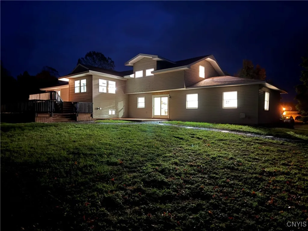 22727 Swan Road, Watertown Town, New York 13601, Watertown Town, New York 13601, 7 Bedrooms Bedrooms, 14 Rooms Rooms,3 BathroomsBathrooms,Residential,For Sale,22727 Swan Road, Watertown Town, New York 13601,0,S1639705