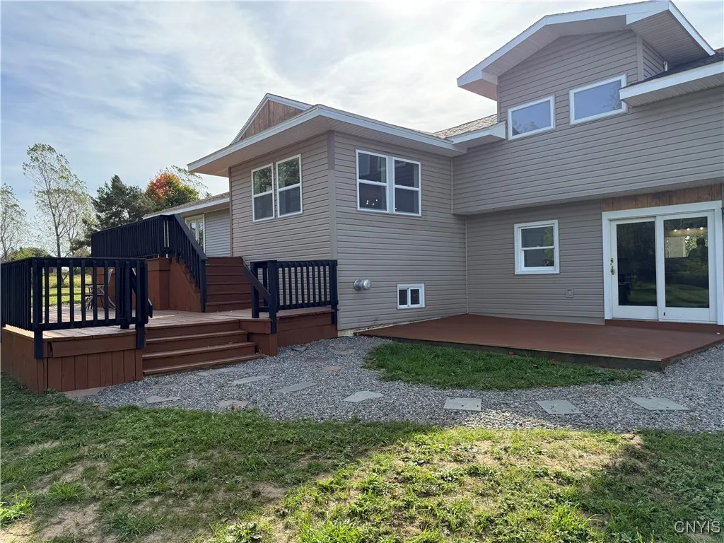 22727 Swan Road, Watertown Town, New York 13601, Watertown Town, New York 13601, 7 Bedrooms Bedrooms, 14 Rooms Rooms,3 BathroomsBathrooms,Residential,For Sale,22727 Swan Road, Watertown Town, New York 13601,0,S1639705