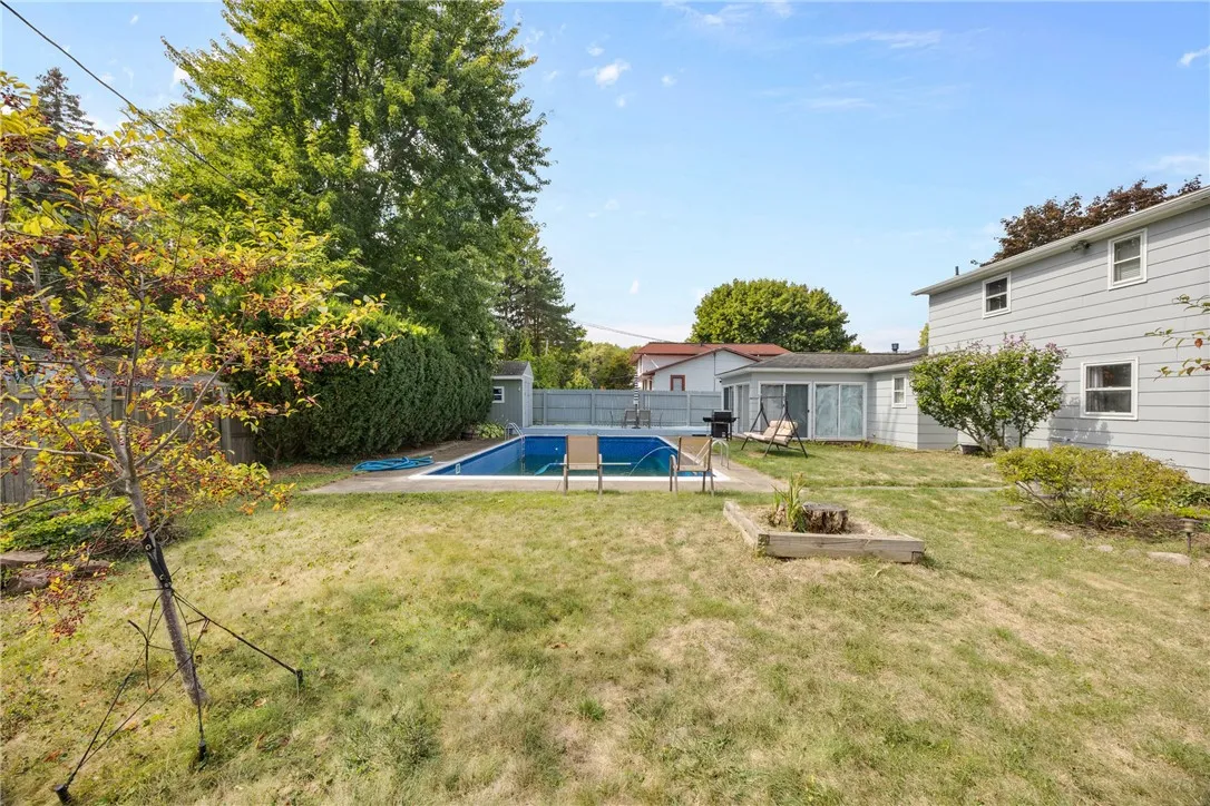 25 Cherry Creek Lane, Greece, New York 14626, Greece, New York 14626, 4 Bedrooms Bedrooms, 10 Rooms Rooms,2 BathroomsBathrooms,Residential,For Sale,25 Cherry Creek Lane, Greece, New York 14626,0,R1639544