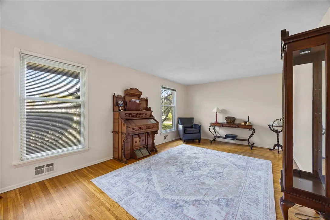 25 Cherry Creek Lane, Greece, New York 14626, Greece, New York 14626, 4 Bedrooms Bedrooms, 10 Rooms Rooms,2 BathroomsBathrooms,Residential,For Sale,25 Cherry Creek Lane, Greece, New York 14626,0,R1639544