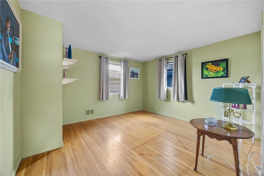 25 Cherry Creek Lane, Greece, New York 14626, Greece, New York 14626, 4 Bedrooms Bedrooms, 10 Rooms Rooms,2 BathroomsBathrooms,Residential,For Sale,25 Cherry Creek Lane, Greece, New York 14626,0,R1639544