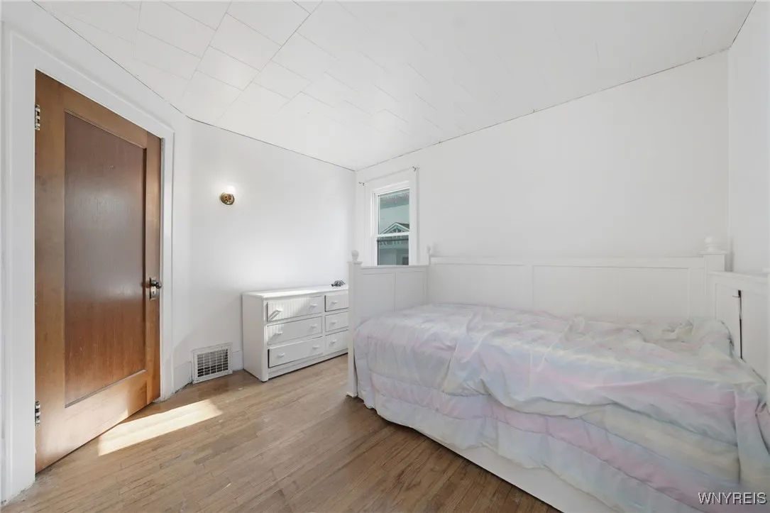 116 Melrose Street, Buffalo, New York 14220, Buffalo, New York 14220, 4 Bedrooms Bedrooms, ,2 BathroomsBathrooms,Residential,For Sale,116 Melrose Street, Buffalo, New York 14220,0,B1639822