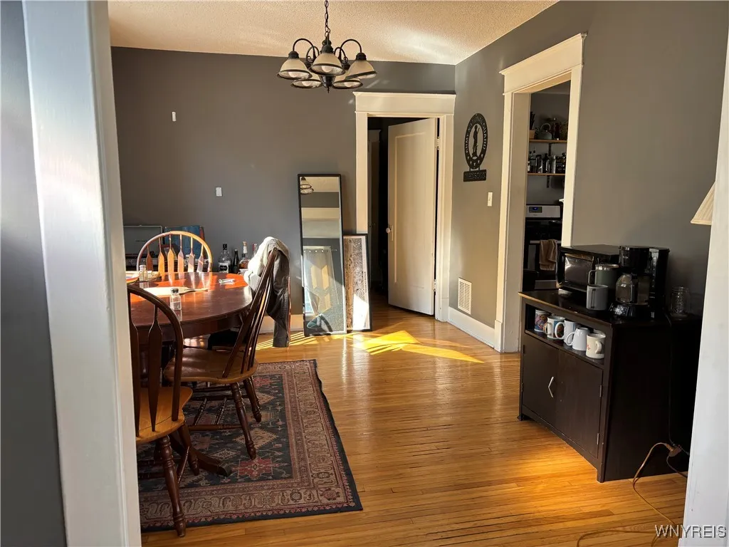 15 Stratford Road, Buffalo, New York 14216, Buffalo, New York 14216, 3 Bedrooms Bedrooms, 7 Rooms Rooms,1 BathroomBathrooms,Residential Lease,For Rent,15 Stratford Road, Buffalo, New York 14216,0,B1639894