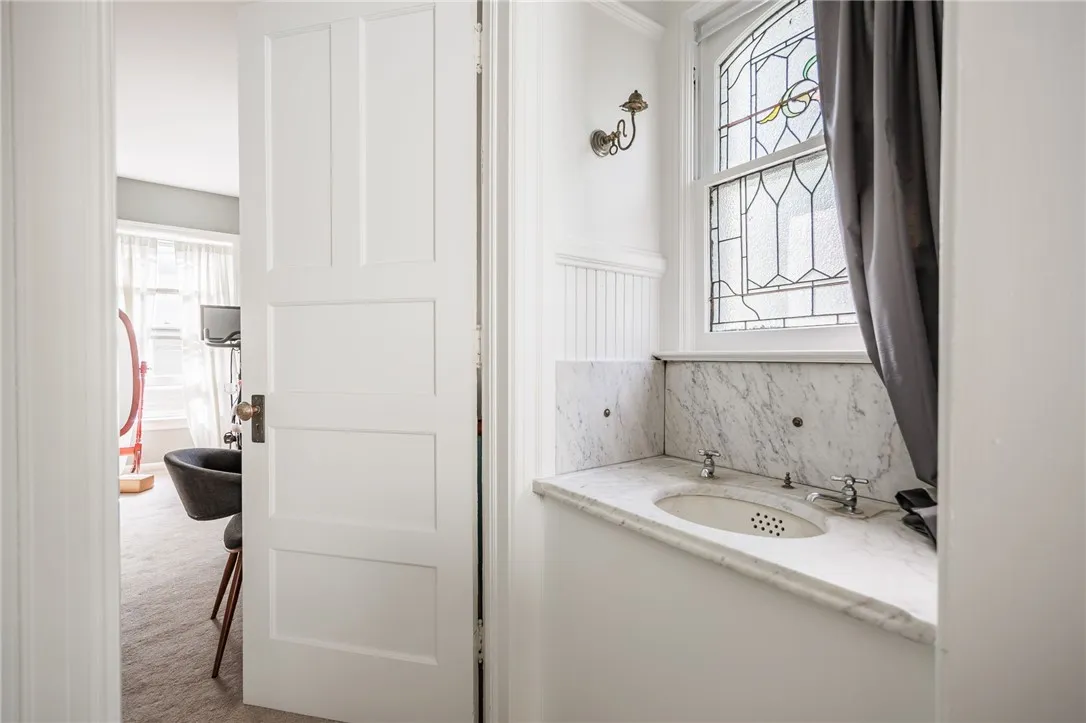 90 Dartmouth Street, Rochester, New York 14607, Rochester, New York 14607, 4 Bedrooms Bedrooms, 11 Rooms Rooms,2 BathroomsBathrooms,Residential Lease,For Rent,90 Dartmouth Street, Rochester, New York 14607,0,R1639786