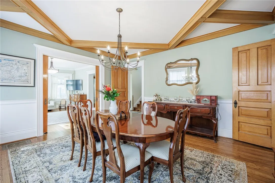 90 Dartmouth Street, Rochester, New York 14607, Rochester, New York 14607, 4 Bedrooms Bedrooms, 11 Rooms Rooms,2 BathroomsBathrooms,Residential Lease,For Rent,90 Dartmouth Street, Rochester, New York 14607,0,R1639786