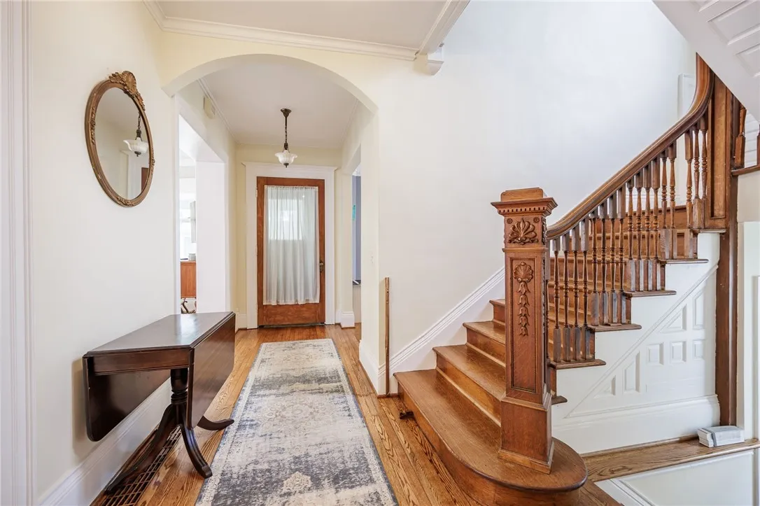 90 Dartmouth Street, Rochester, New York 14607, Rochester, New York 14607, 4 Bedrooms Bedrooms, 11 Rooms Rooms,2 BathroomsBathrooms,Residential Lease,For Rent,90 Dartmouth Street, Rochester, New York 14607,0,R1639786
