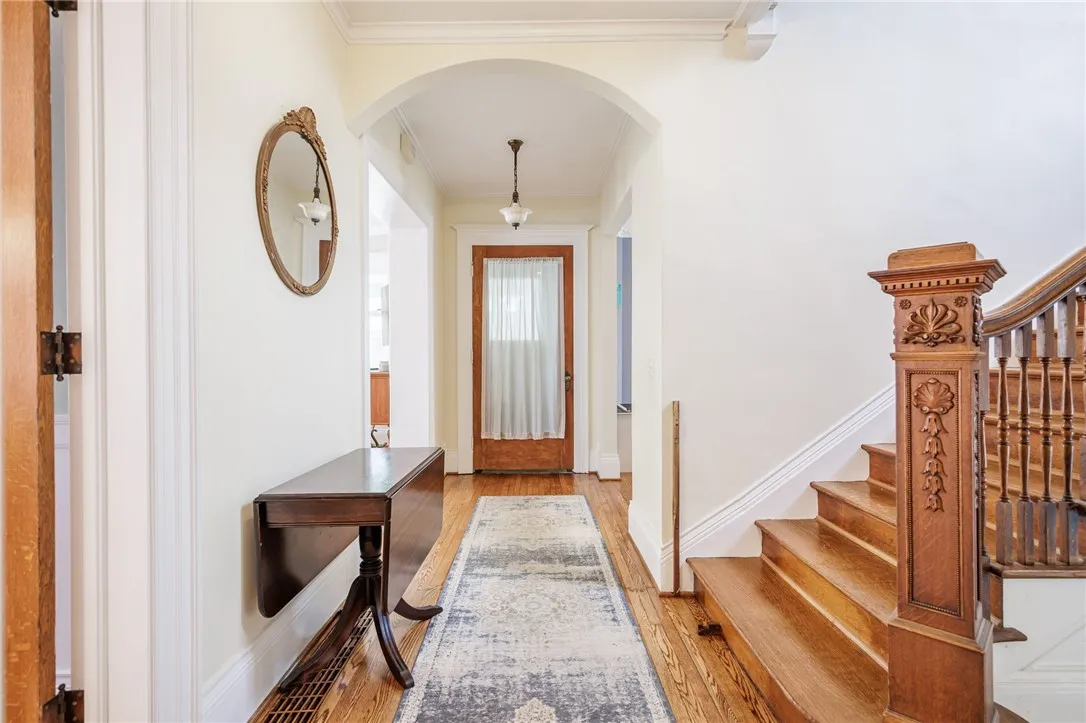 90 Dartmouth Street, Rochester, New York 14607, Rochester, New York 14607, 4 Bedrooms Bedrooms, 11 Rooms Rooms,2 BathroomsBathrooms,Residential Lease,For Rent,90 Dartmouth Street, Rochester, New York 14607,0,R1639786