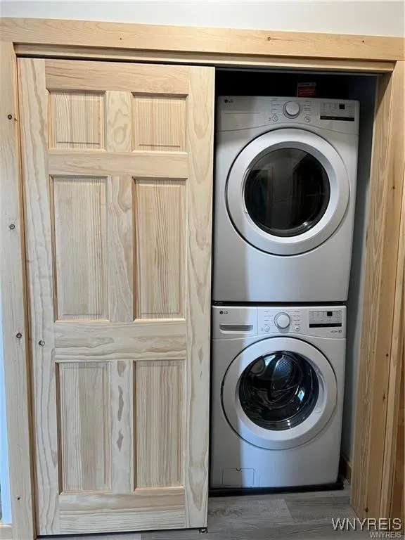 15 Commerce Drive 1, Concord, New York 14141, Concord, New York 14141, 1 Bedroom Bedrooms, 3 Rooms Rooms,1 BathroomBathrooms,Residential Lease,Closed,15 Commerce Drive 1, Concord, New York 14141,0,B1639821