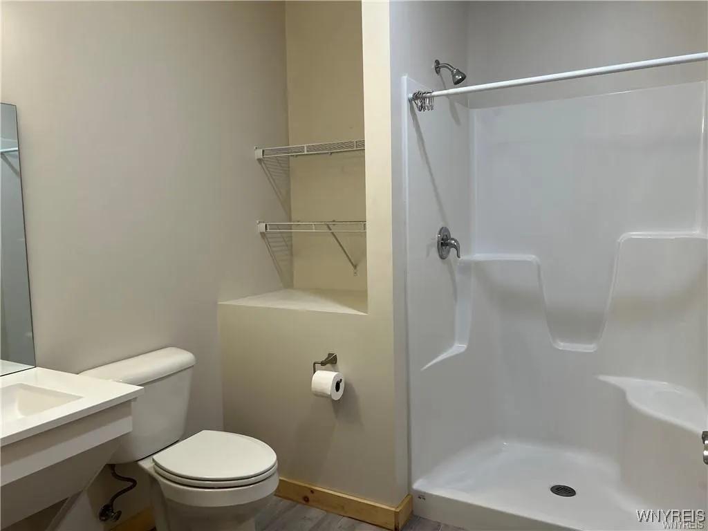 15 Commerce Drive 1, Concord, New York 14141, Concord, New York 14141, 1 Bedroom Bedrooms, 3 Rooms Rooms,1 BathroomBathrooms,Residential Lease,Closed,15 Commerce Drive 1, Concord, New York 14141,0,B1639821