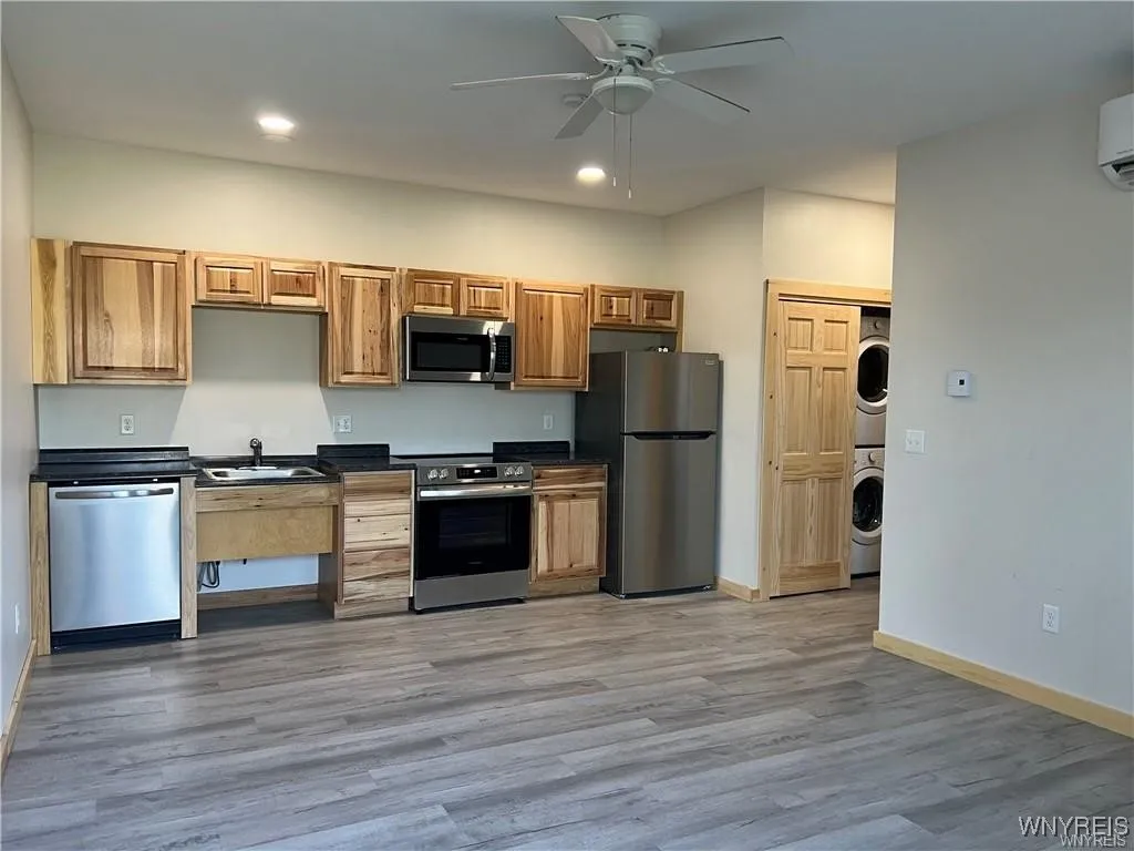 15 Commerce Drive 1, Concord, New York 14141, Concord, New York 14141, 1 Bedroom Bedrooms, 3 Rooms Rooms,1 BathroomBathrooms,Residential Lease,Closed,15 Commerce Drive 1, Concord, New York 14141,0,B1639821