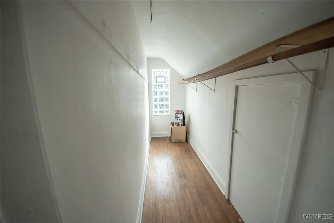 216 Waverly Avenue, Tonawanda, New York 14217, Tonawanda, New York 14217, 3 Bedrooms Bedrooms, 7 Rooms Rooms,1 BathroomBathrooms,Residential,For Sale,216 Waverly Avenue, Tonawanda, New York 14217,0,B1639912