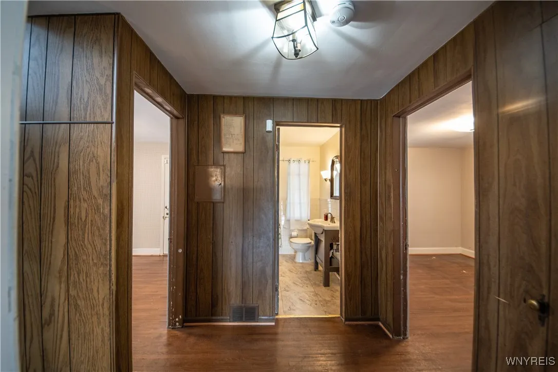 216 Waverly Avenue, Tonawanda, New York 14217, Tonawanda, New York 14217, 3 Bedrooms Bedrooms, 7 Rooms Rooms,1 BathroomBathrooms,Residential,For Sale,216 Waverly Avenue, Tonawanda, New York 14217,0,B1639912
