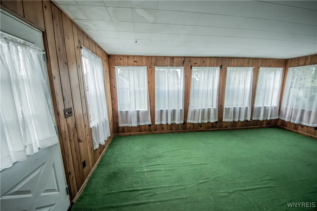 216 Waverly Avenue, Tonawanda, New York 14217, Tonawanda, New York 14217, 3 Bedrooms Bedrooms, 7 Rooms Rooms,1 BathroomBathrooms,Residential,For Sale,216 Waverly Avenue, Tonawanda, New York 14217,0,B1639912