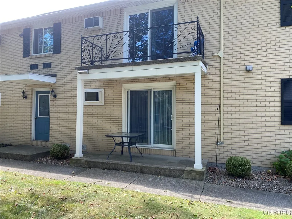 Nice covered patio off the back of the unit.