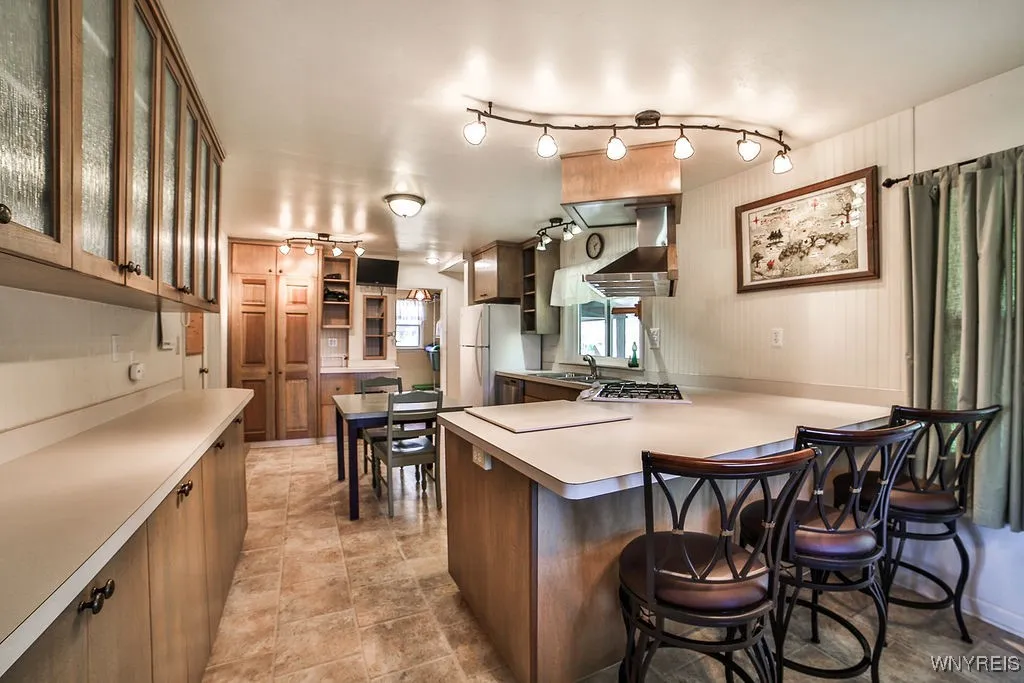 3965 Sowles Road, Hamburg, New York 14075, Hamburg, New York 14075, 4 Bedrooms Bedrooms, 9 Rooms Rooms,2 BathroomsBathrooms,Residential,Closed,3965 Sowles Road, Hamburg, New York 14075,0,B1638349