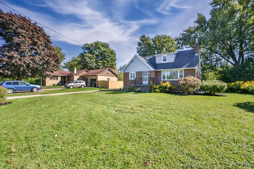 3965 Sowles Road, Hamburg, New York 14075, Hamburg, New York 14075, 4 Bedrooms Bedrooms, 9 Rooms Rooms,2 BathroomsBathrooms,Residential,Closed,3965 Sowles Road, Hamburg, New York 14075,0,B1638349